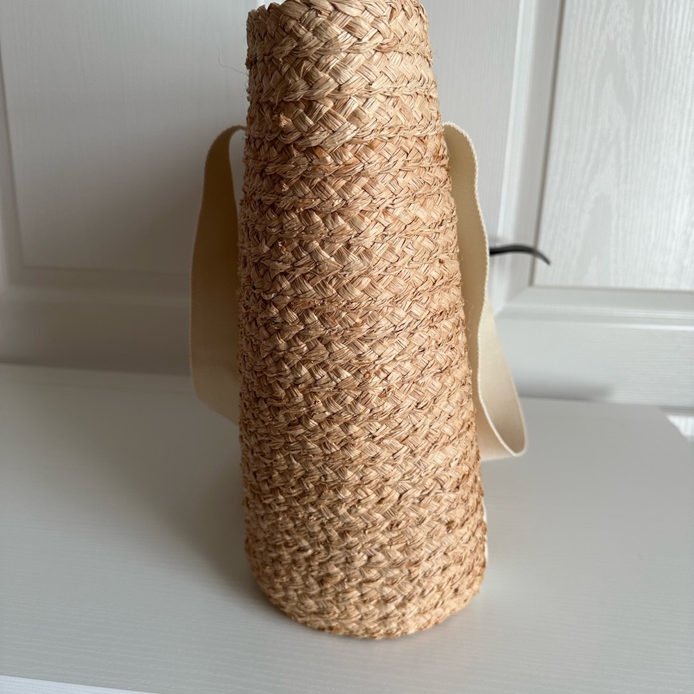 J Crew Tan Woven Tote / Beach Bag Women’s NWT - Picture 3 of 3